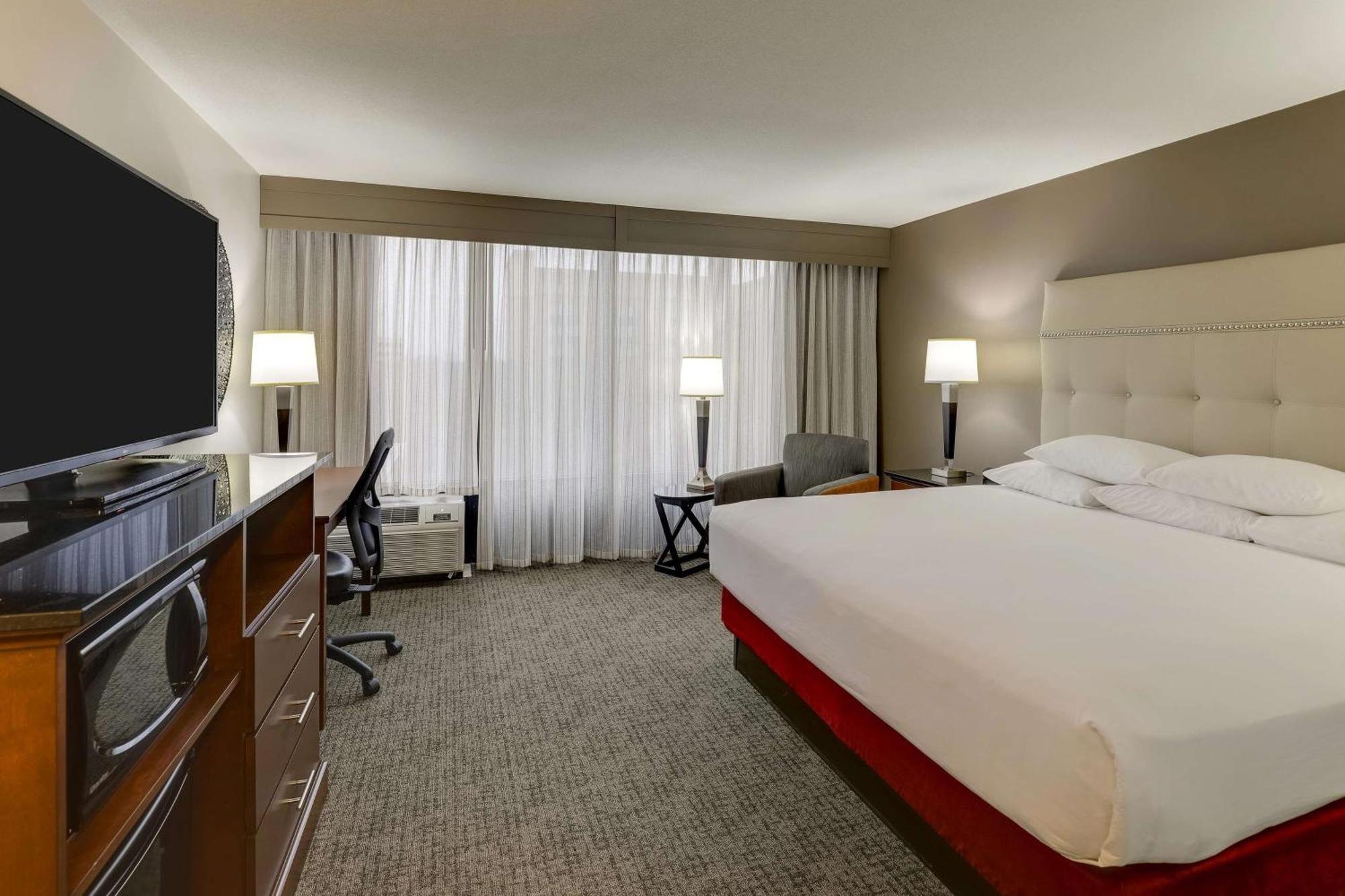 Drury Inn & Suites Columbus Dublin Buitenkant foto