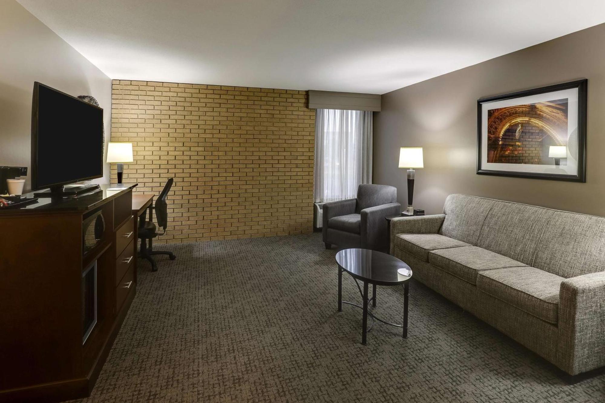 Drury Inn & Suites Columbus Dublin Buitenkant foto